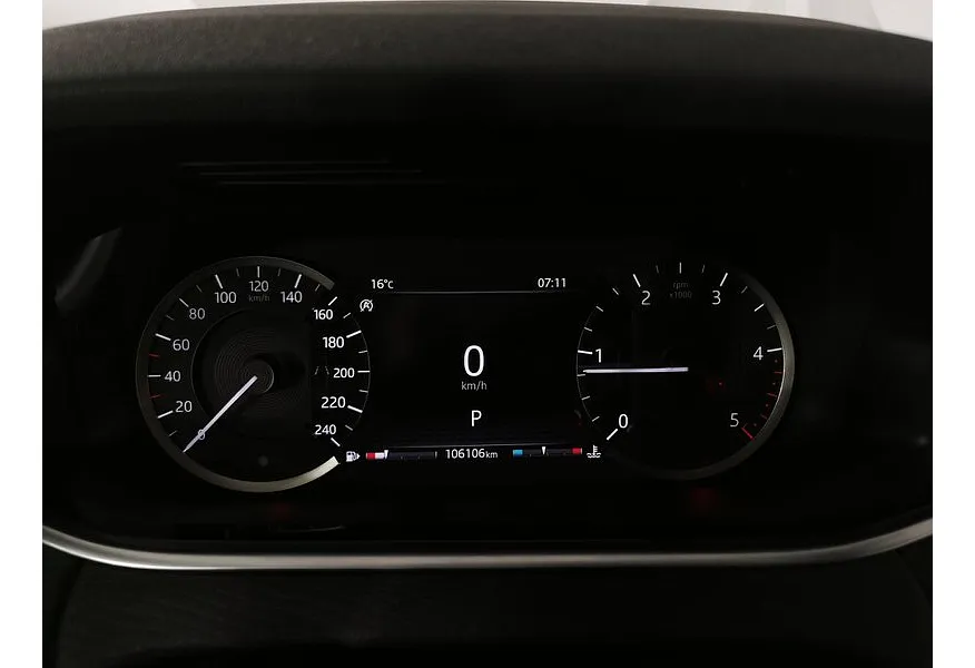 Land Rover Range Rover Evoque 2.0 SD4 AT AWD (240 л.с.) SE Dynamic Черный в АВИЛОН. Слайд №18