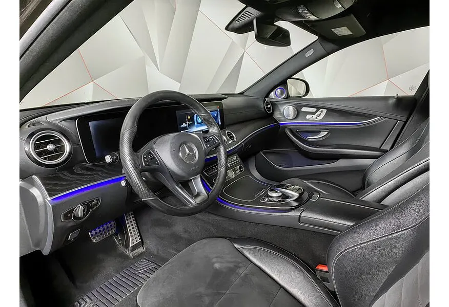 Mercedes-Benz E-Класс E 200 4MATIC 9G-TRONIC (184 л.с.) Sport Plus Коричневый в АВИЛОН. Слайд №18