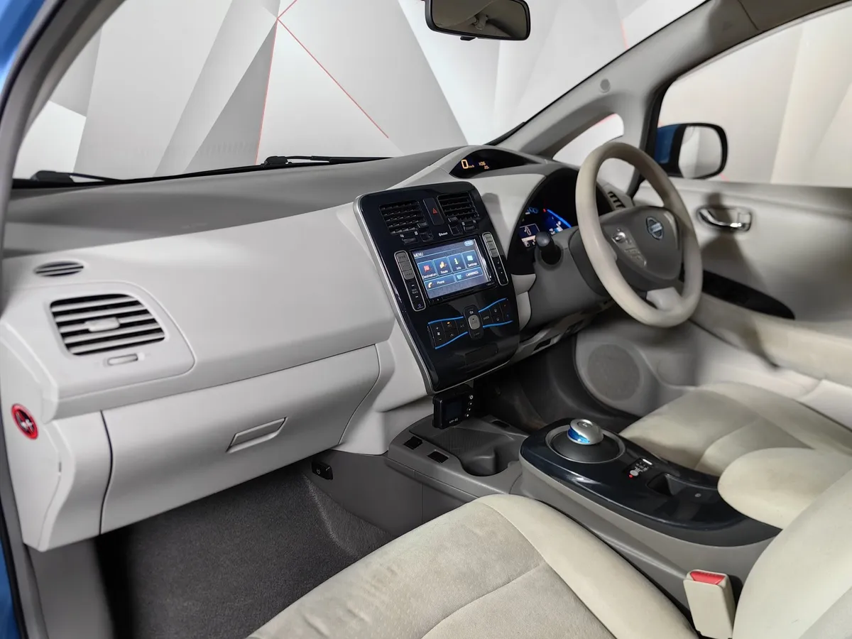 Nissan Leaf AT (109 л.с.) Синий в АВИЛОН. Слайд №13