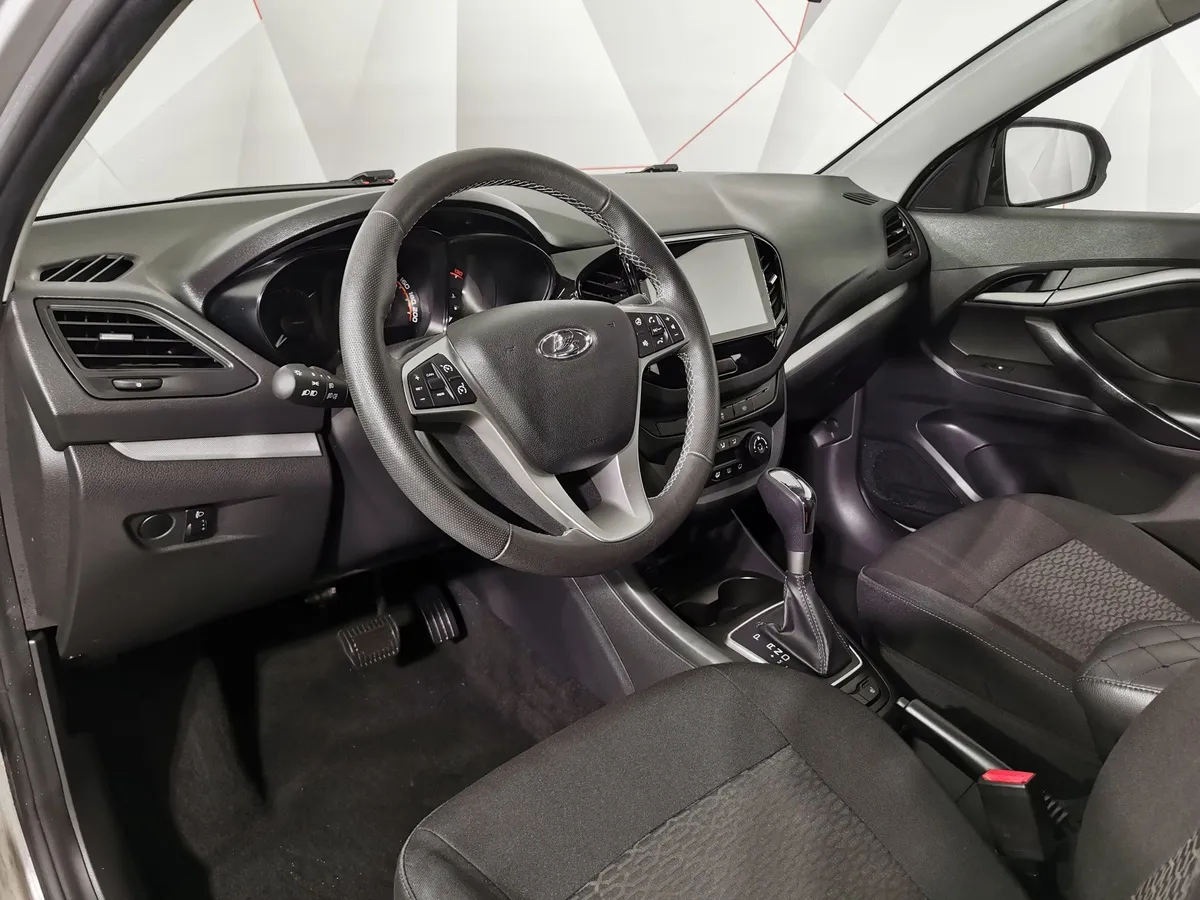 ВАЗ (Lada) Vesta 1.6 CVT (113 л.с.) Luxe Multimedia Серый в АВИЛОН. Слайд №17