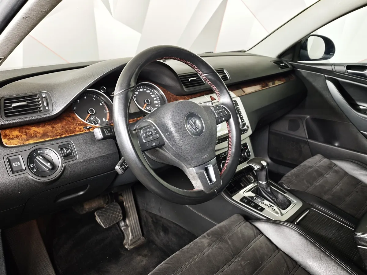 Volkswagen Passat 1.8 TSI DSG (152 л.с.) Черный в АВИЛОН. Слайд №19