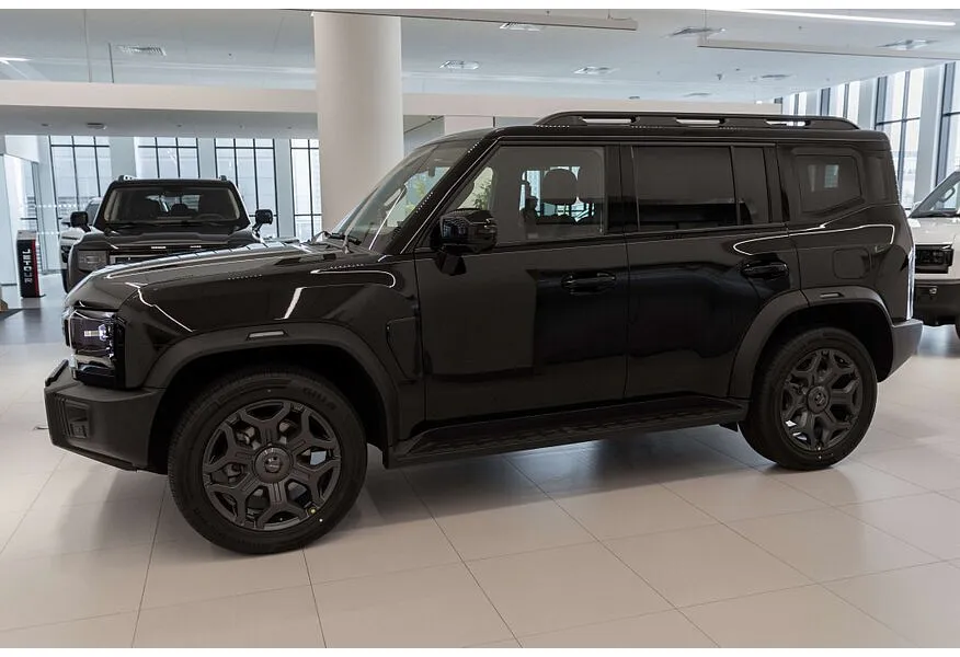 JETOUR T2 2.0T 8AT AWD (245 л.с.) Discovery Черный в АВИЛОН. Слайд №2