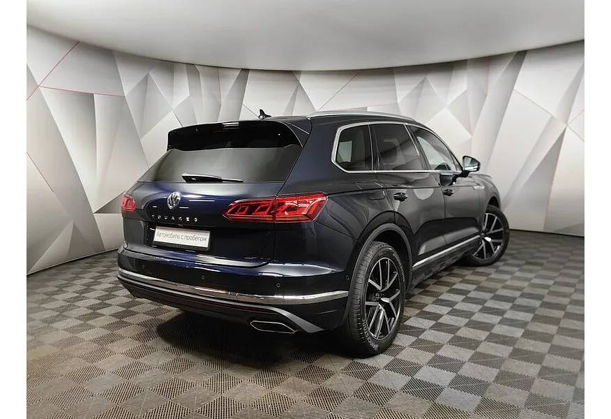 АВИЛОН - Volkswagen Touareg 3.0 V6 TDI Tiptronic 4Motion (249 л.с.) Exclusive Синий - slide 7