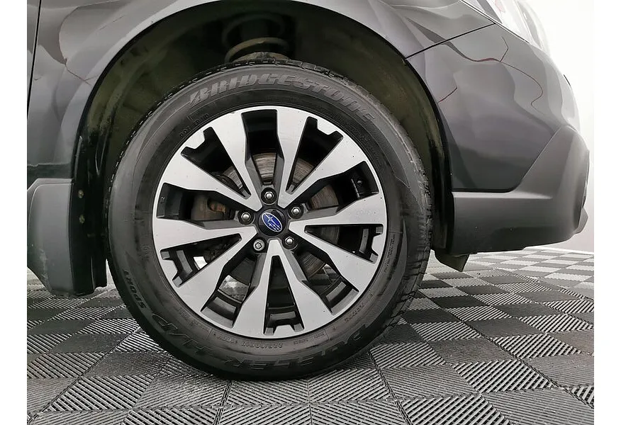 Subaru Outback 2.5 Lineartronic AWD (175 л.с.) Черный в АВИЛОН. Слайд №9