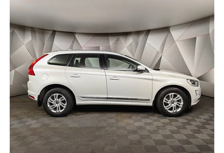 Volvo XC60 2.4 D4 Geartronic AWD (190 л.с.) Белый в АВИЛОН. Слайд №6