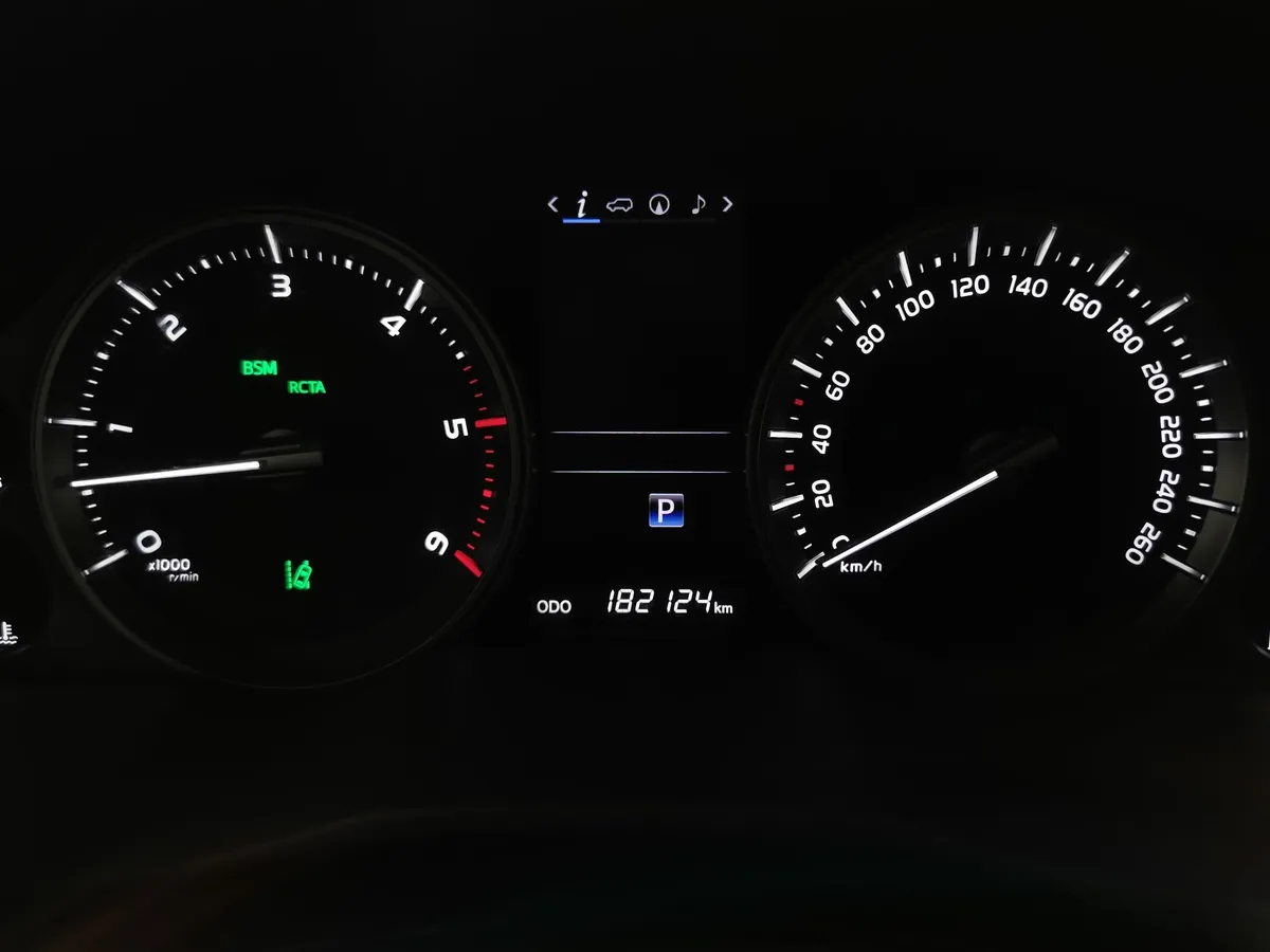 Toyota Land Cruiser 4.5 TD AT (249 л.с.) Черный в АВИЛОН. Слайд №17