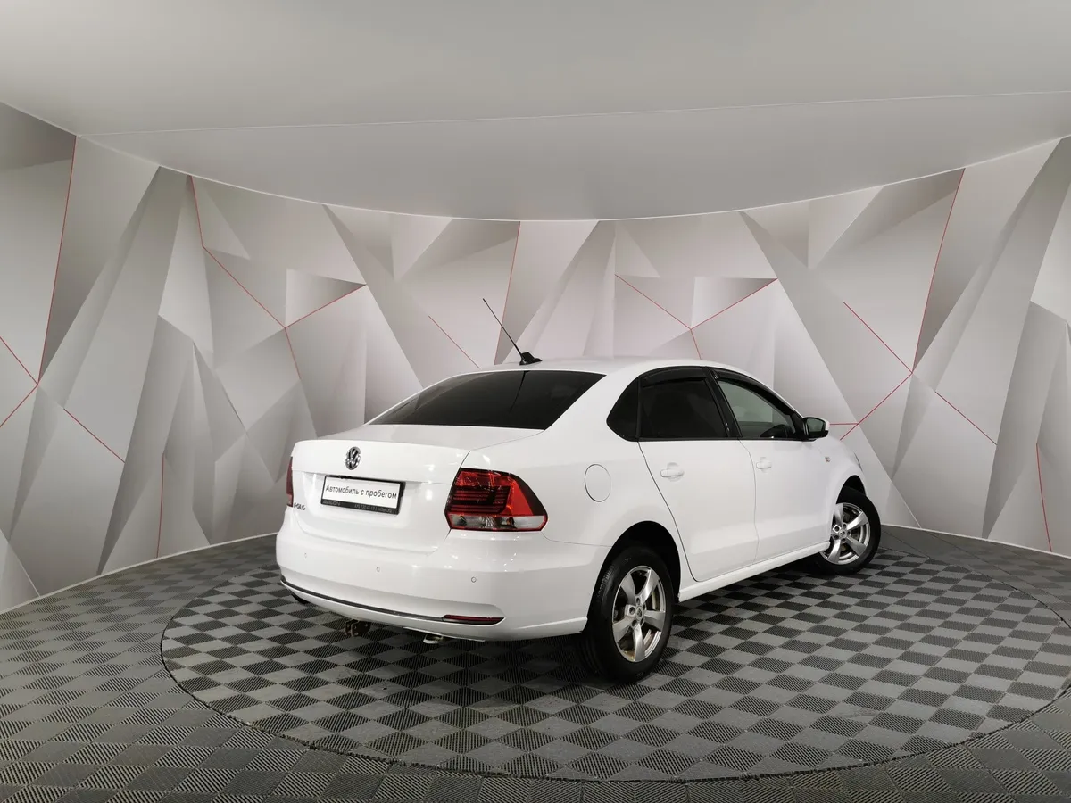 Volkswagen Polo 1.6 MT (105 л.с.) Trendline Белый в АВИЛОН. Слайд №2