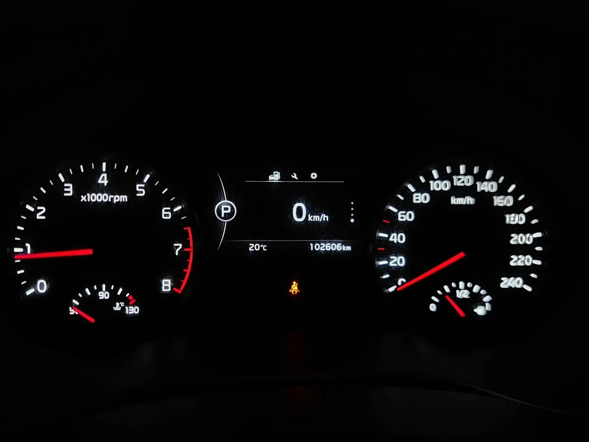 Kia Sportage 2.0 AT AWD (150 л.с.) Flagship Edition Коричневый в АВИЛОН. Слайд №18