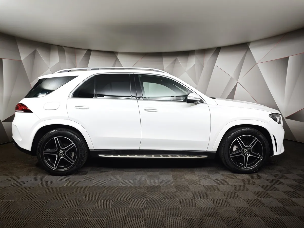 Mercedes-Benz GLE 300 d 4MATIC 9G-TRONIC (245 л.с.) Sport Plus Белый в АВИЛОН. Слайд №6