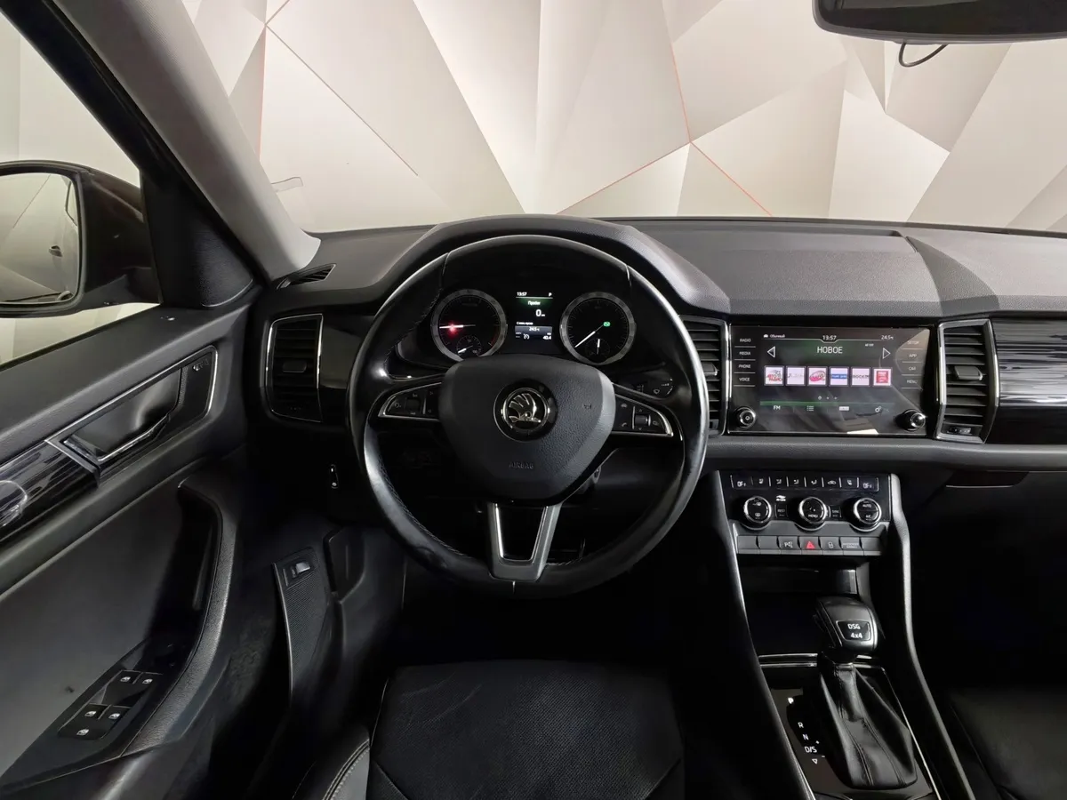 Skoda Kodiaq 2.0 TDI DSG 4X4 (150 л.с.) Коричневый в АВИЛОН. Слайд №20