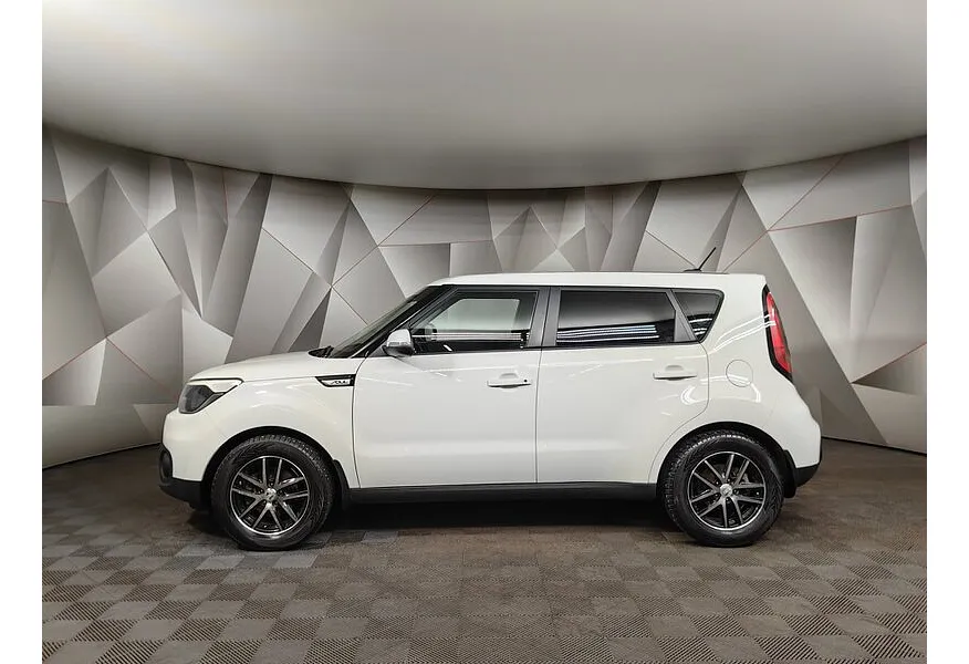 Kia Soul 2.0 MPI AT (150 л.с.) Classic Белый в АВИЛОН. Слайд №5 Kia Soul 2.0 MPI AT (150 л.с.) Classic Белый в АВИЛОН. Слайд №5