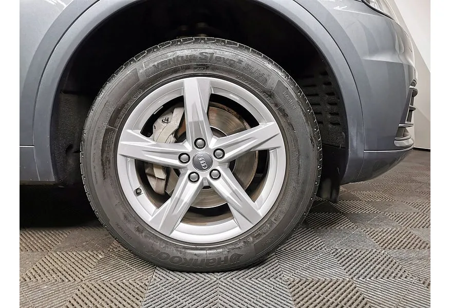 Audi Q5 2.0 TFSI S tronic quattro (249 л.с.) Серый в АВИЛОН. Слайд №9