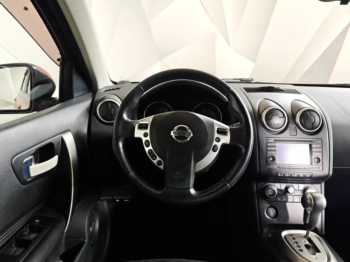 Nissan Qashqai 2.0 CVT AWD (141 л.с.) Красный в АВИЛОН. Слайд №19
