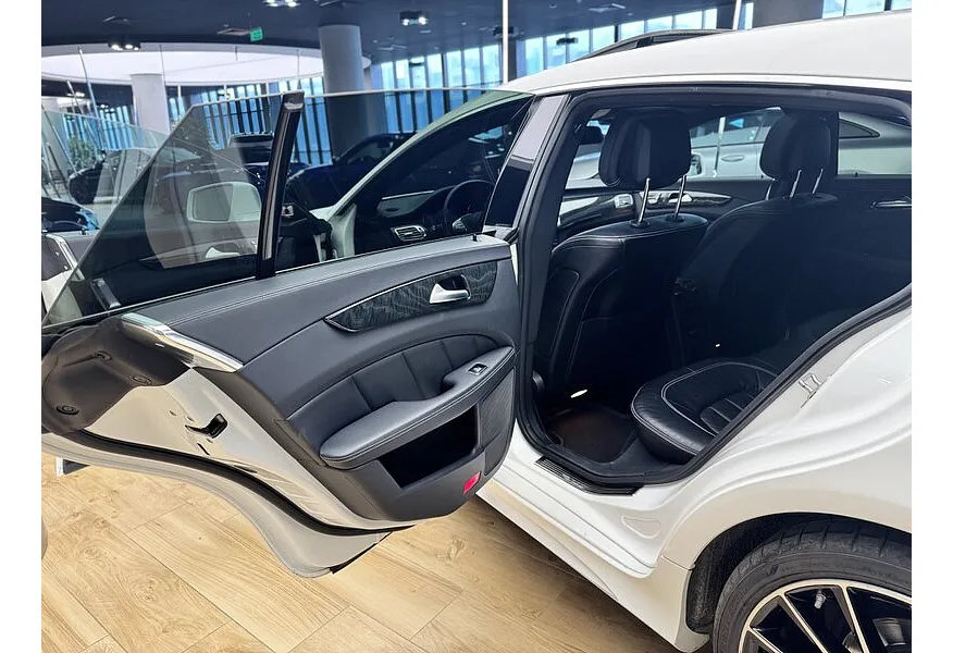 Mercedes-Benz CLS CLS 350 d 4MATIC 9G-TRONIC (249 л.с.) Белый в АВИЛОН. Слайд №17