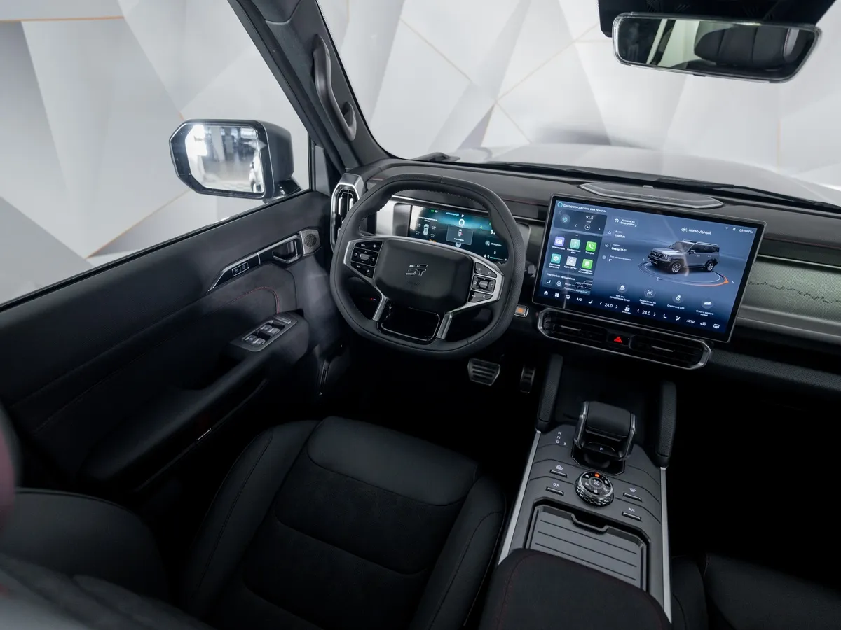 JETOUR T2 2.0T 8AT AWD (245 л.с.) Премиум Серебристый в АВИЛОН. Слайд №5