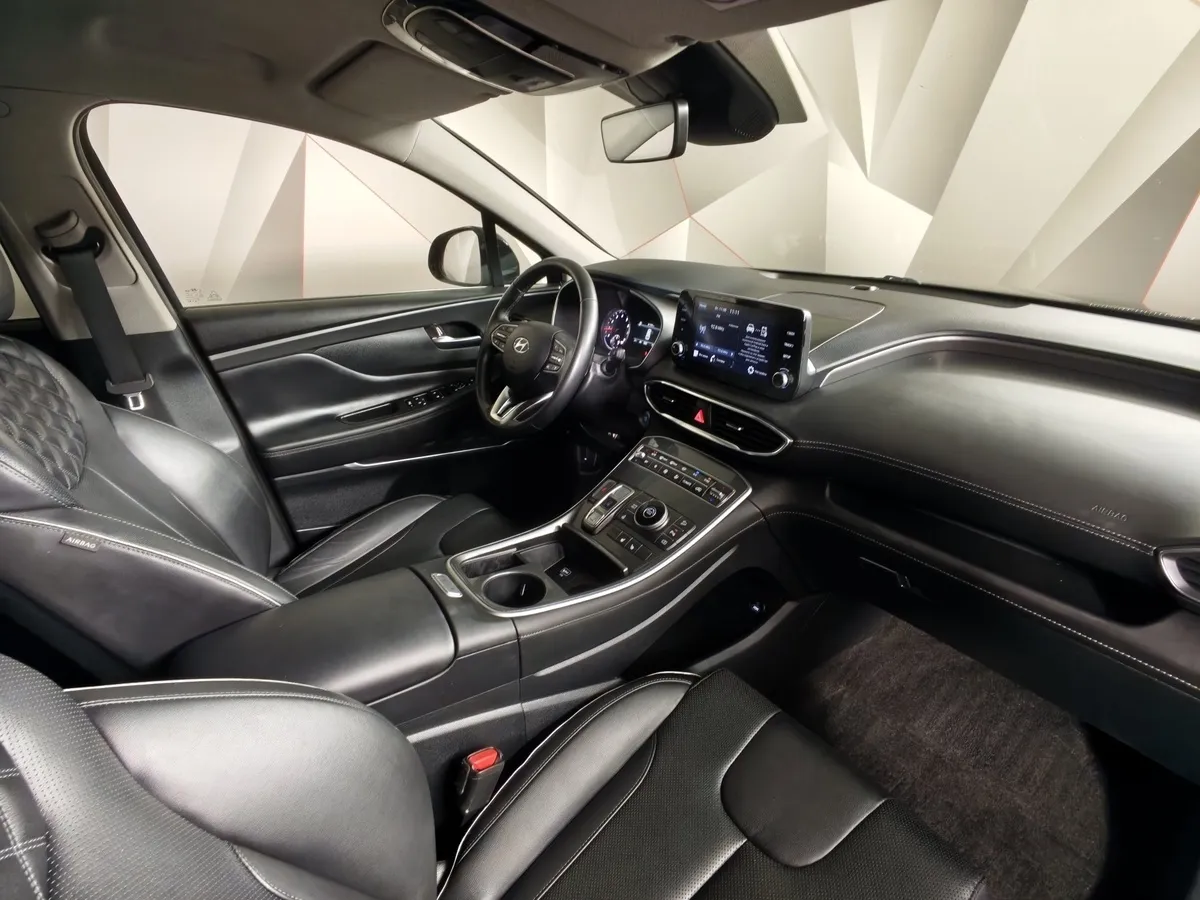 Hyundai Santa Fe 2.5 AWD 6AT (180 л.с.) High-Tech Черный в АВИЛОН. Слайд №13