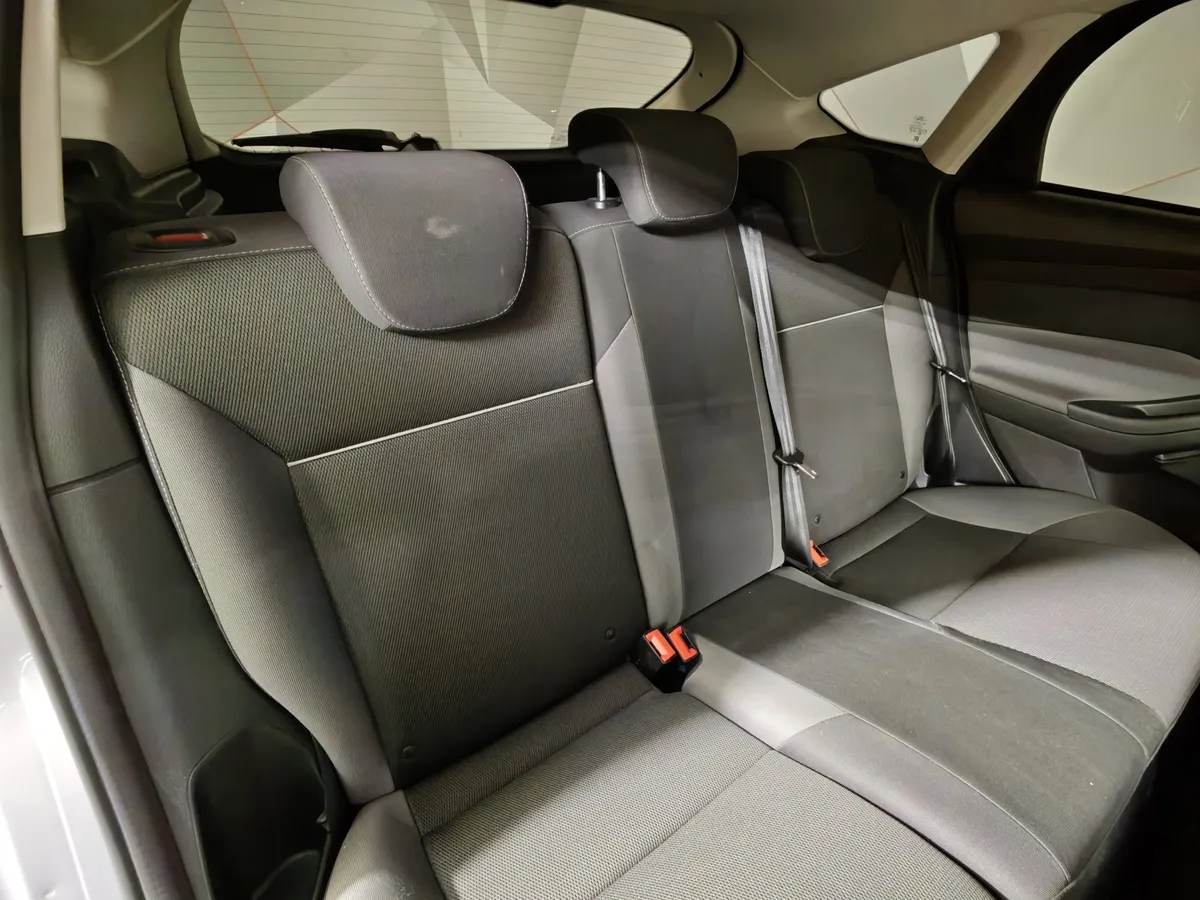Ford Focus 1.6 MT (105 л.с.) Trend Серый в АВИЛОН. Слайд №17