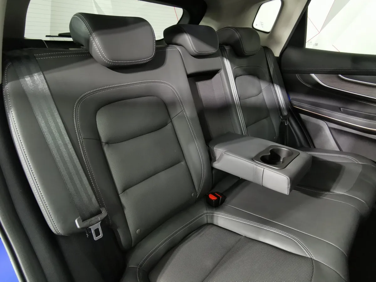 EXEED LX 1.6T DCT 4WD (150 л.с) Premium Plus Синий в АВИЛОН. Слайд №16