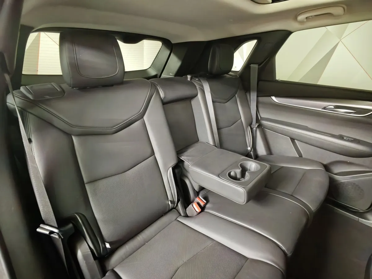 Cadillac XT5 3.6 AT (314 л.с.) Серый в АВИЛОН. Слайд №17