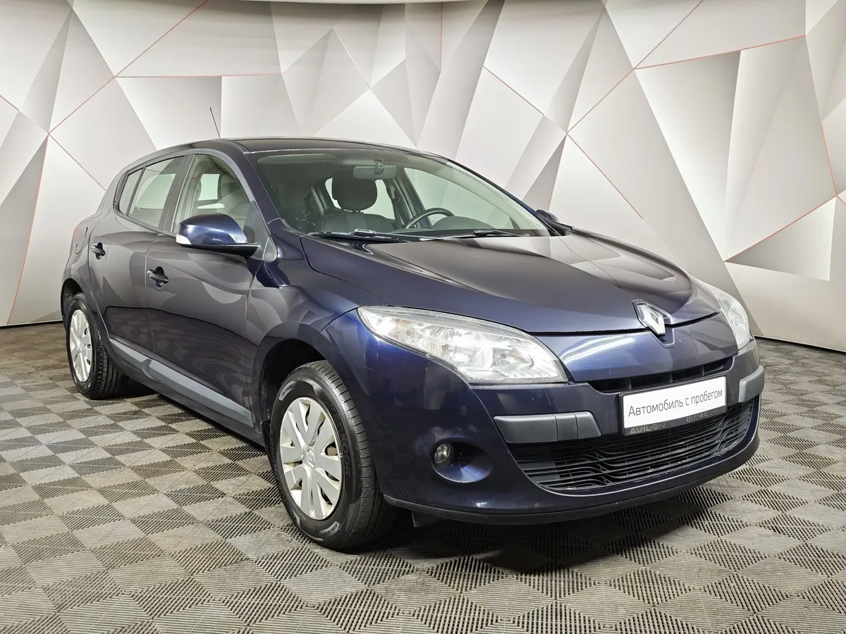 Renault Megane 1.6 MT (106 л.с.) Черный в АВИЛОН. Слайд №3
