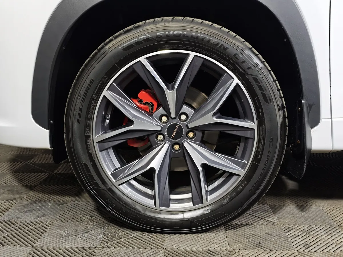 EXEED LX 1.6T DCT 4WD (150 л.с) Premium Plus Белый в АВИЛОН. Слайд №9