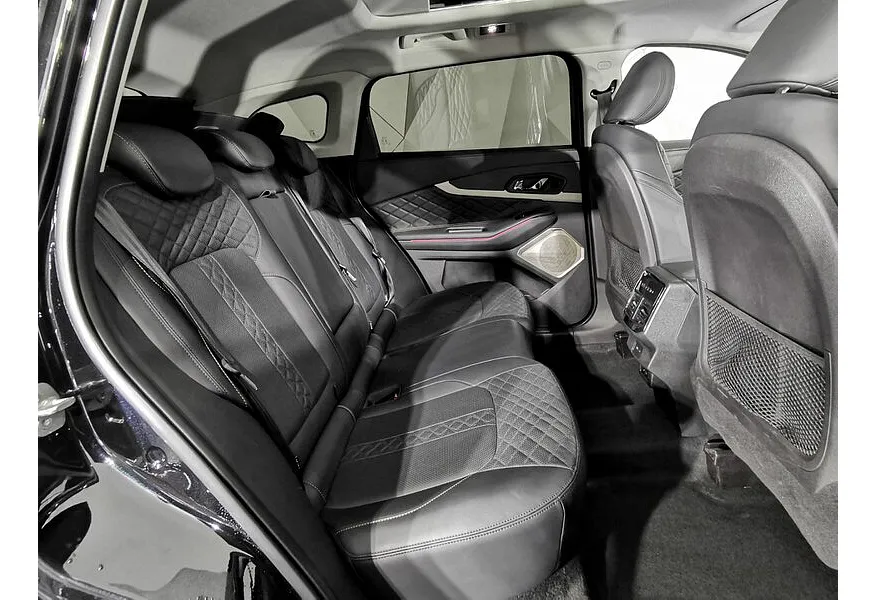 EXEED TXL 2.0 DCT7 AWD (197 л.с.) Sport Edition Черный в АВИЛОН. Слайд №17