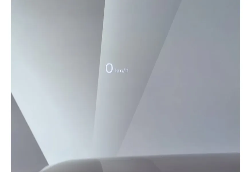 BYD Yangwang U8 2.0T PHEV AT AWD (1197 л.с.) Deluxe Edition Черный в АВИЛОН. Слайд №23