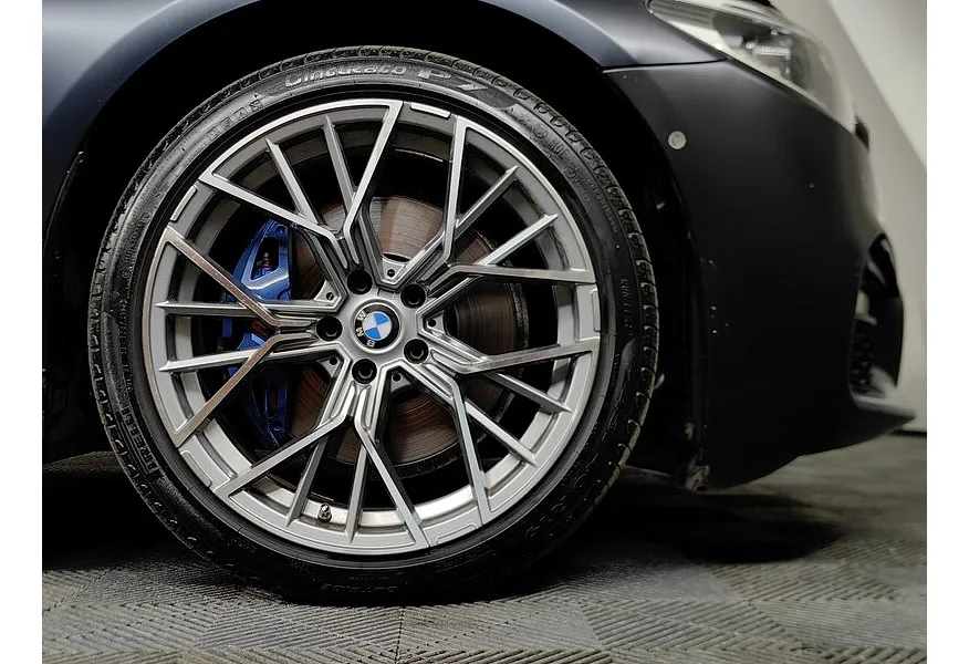 BMW 5 серия 530d xDrive Steptronic (249 л.с.) M Sport Pro Черный в АВИЛОН. Слайд №7