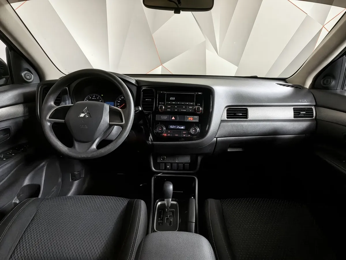 Mitsubishi Outlander 2.0 CVT (146 л.с.) Invite Черный в АВИЛОН. Слайд №14