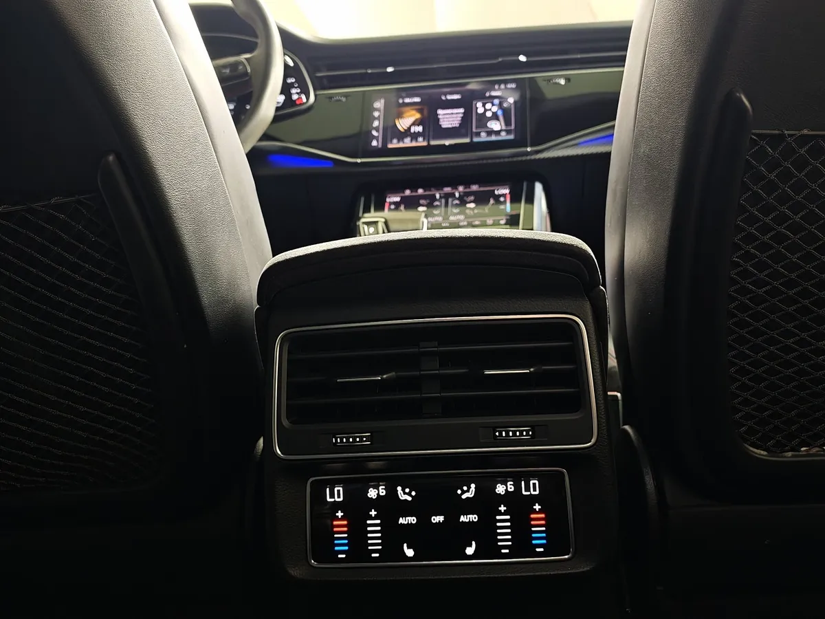 Audi RS Q8 4.0 TFSI tiptronic quattro (640 л.с.) Performance в АВИЛОН. Слайд №32