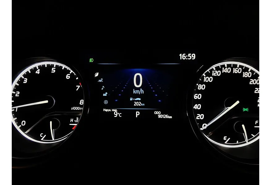 Toyota Camry 3.5 AT (249 л.с.) Черный в АВИЛОН. Слайд №18