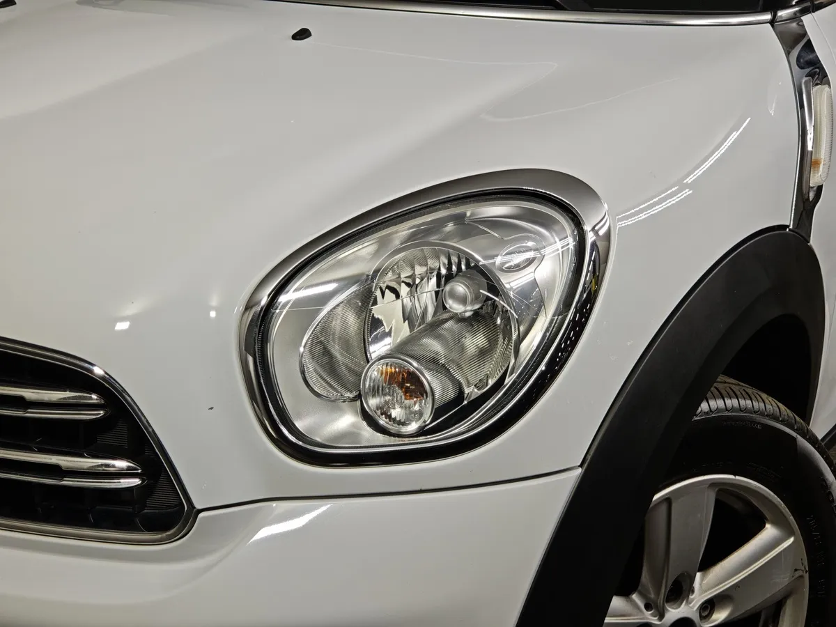 Mini Countryman 1.6 AT (122 л.с.) Белый в АВИЛОН. Слайд №8