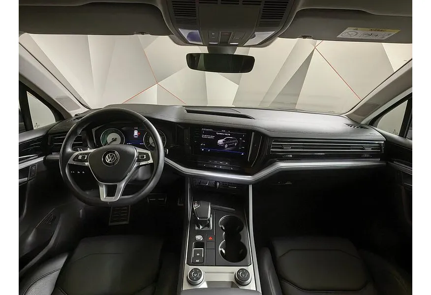 Volkswagen Touareg 2.0 TSI Tiptronic 4Motion (249 л.с.) Respect Черный в АВИЛОН. Слайд №14