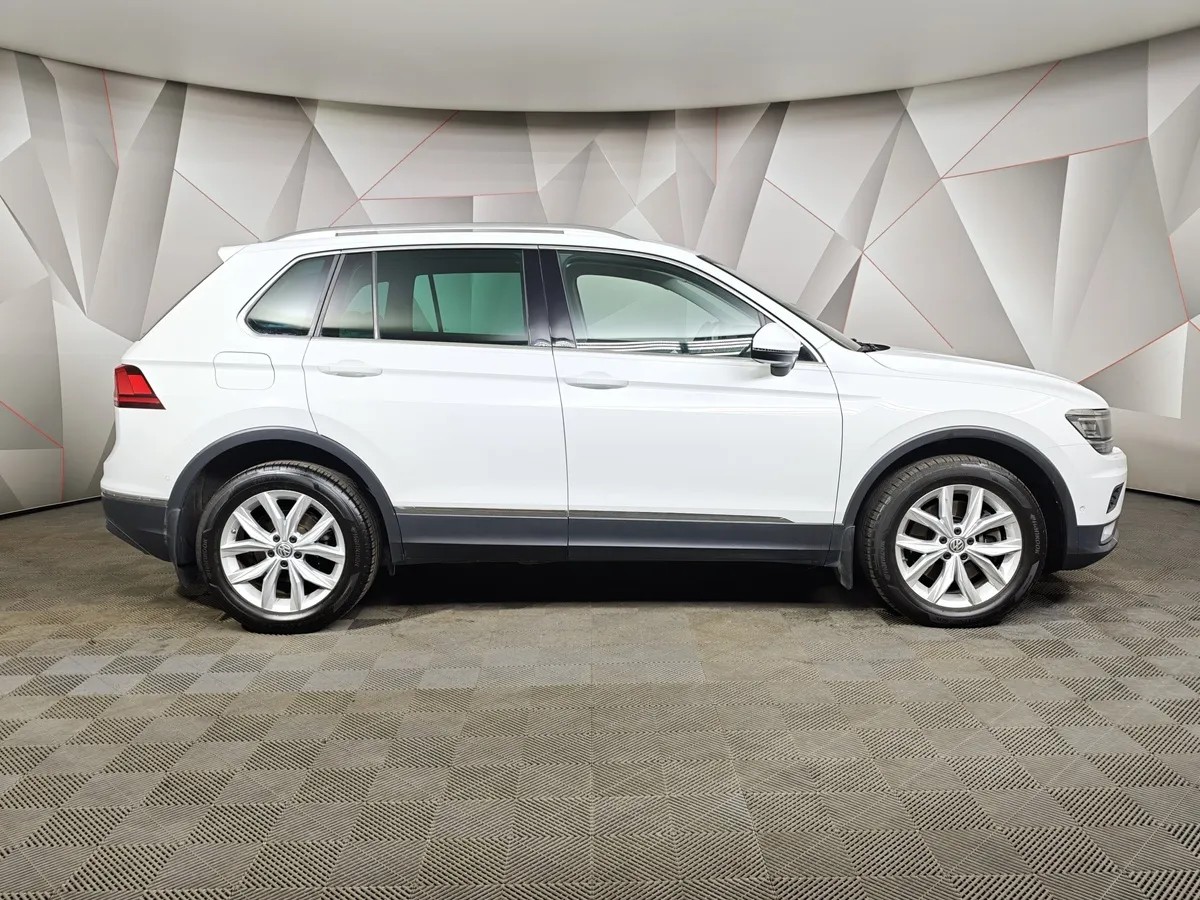 Volkswagen Tiguan 2.0 TSI 4Motion AT (180 л.с.) Status Белый в АВИЛОН. Слайд №6