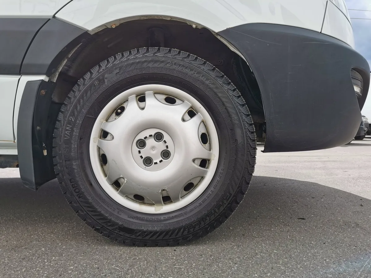 Sollers Atlant VAN 2.7D MT RWD SRW (150 л.с.) L2H1 3.5T Белый в АВИЛОН. Слайд №9