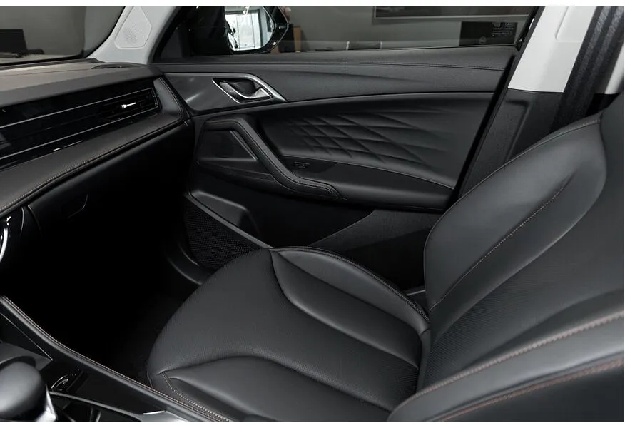 Москвич М70 1.5 DCT FWD (150 л.с.) Драйв в АВИЛОН. Слайд №5