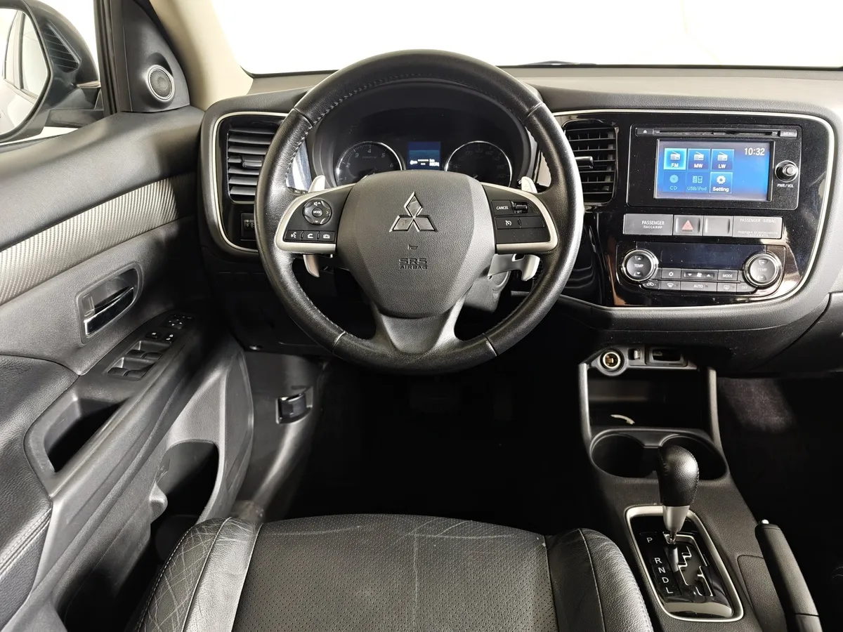 Mitsubishi Outlander 2.4 MIVEC CVT 4WD (167 л.с.) Instyle Серебристый в АВИЛОН. Слайд №20
