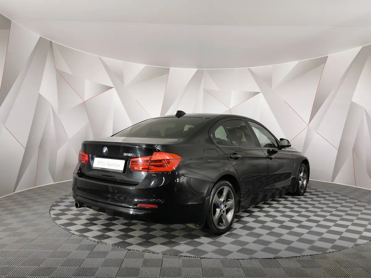 BMW 3 серия 318i AT (136 л.с.) Черный в АВИЛОН. Слайд №2