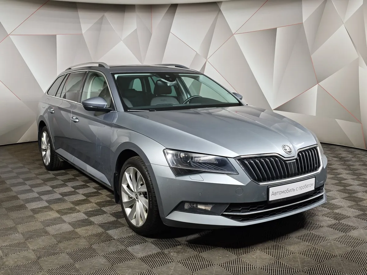 Skoda Superb 1.8 TSI DSG (180 л.с.) Серый в АВИЛОН. Слайд №3