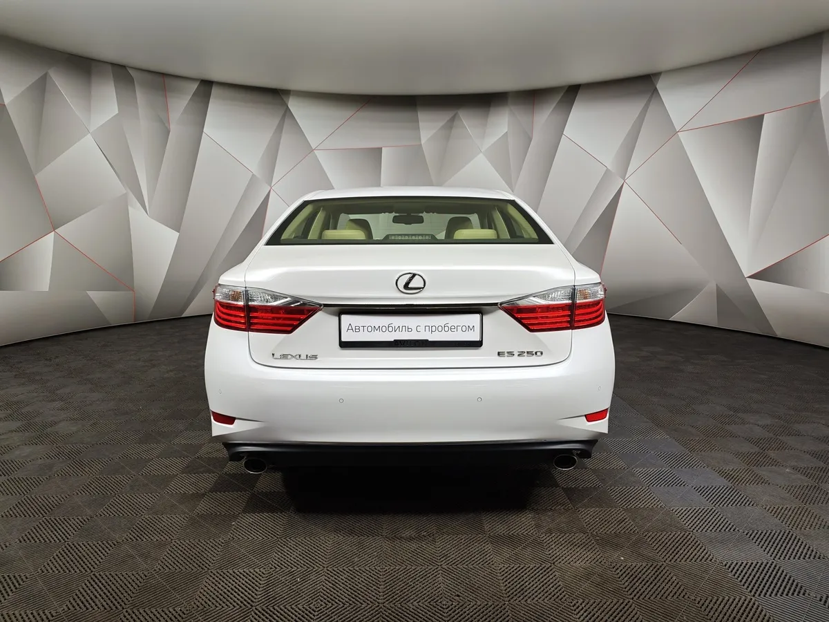 Lexus ES 250 AT (184 л.с.) Comfort Белый в АВИЛОН. Слайд №8