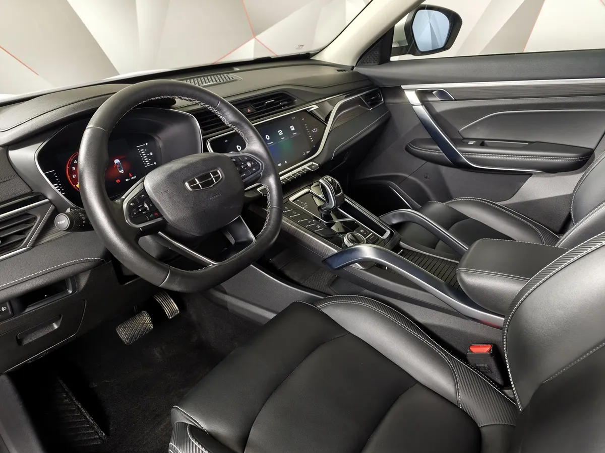 Geely Atlas Pro 1.5T 7DCT AWD (177 л.с.) Flagship Белый в АВИЛОН. Слайд №19
