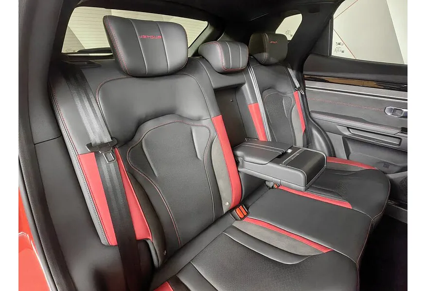 АВИЛОН - JETOUR Dashing 1.6T 7DCT 2WD (190 л.с.) Luxury Красный - slide 8