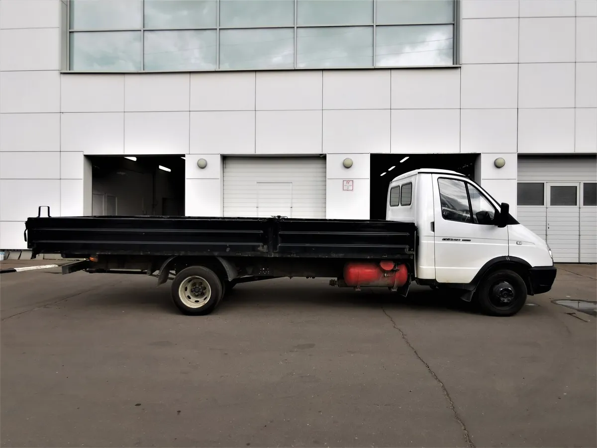 ГАЗ ГАЗель Бизнес 2.7 MT RWD DRW (107 л.с.) Белый в АВИЛОН. Слайд №6