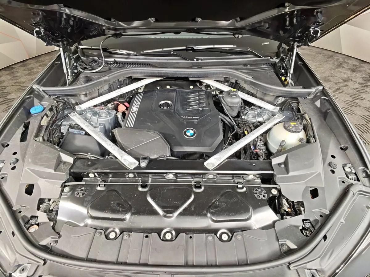 BMW X5 xDrive50i Steptronic (462 л.с.) Серый в АВИЛОН. Слайд №9