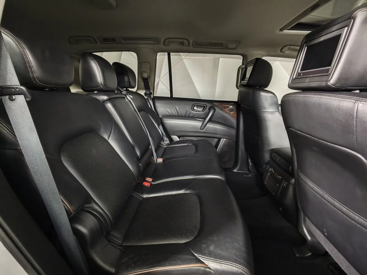 Nissan Patrol 5.6 AT 4WD (405 л.с.) Серебристый в АВИЛОН. Слайд №15