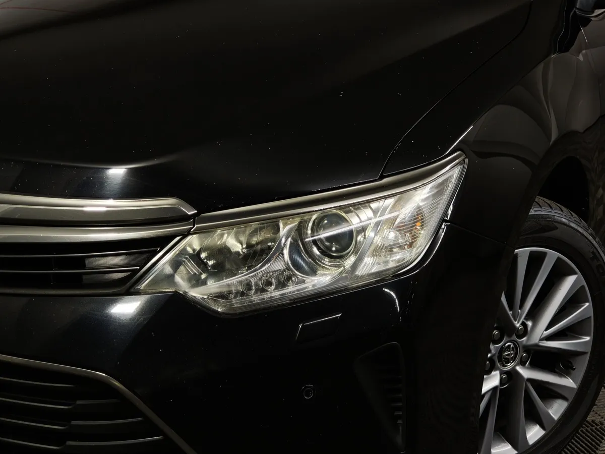 Toyota Camry 2.5 AT (181 л.с.) Черный в АВИЛОН. Слайд №10