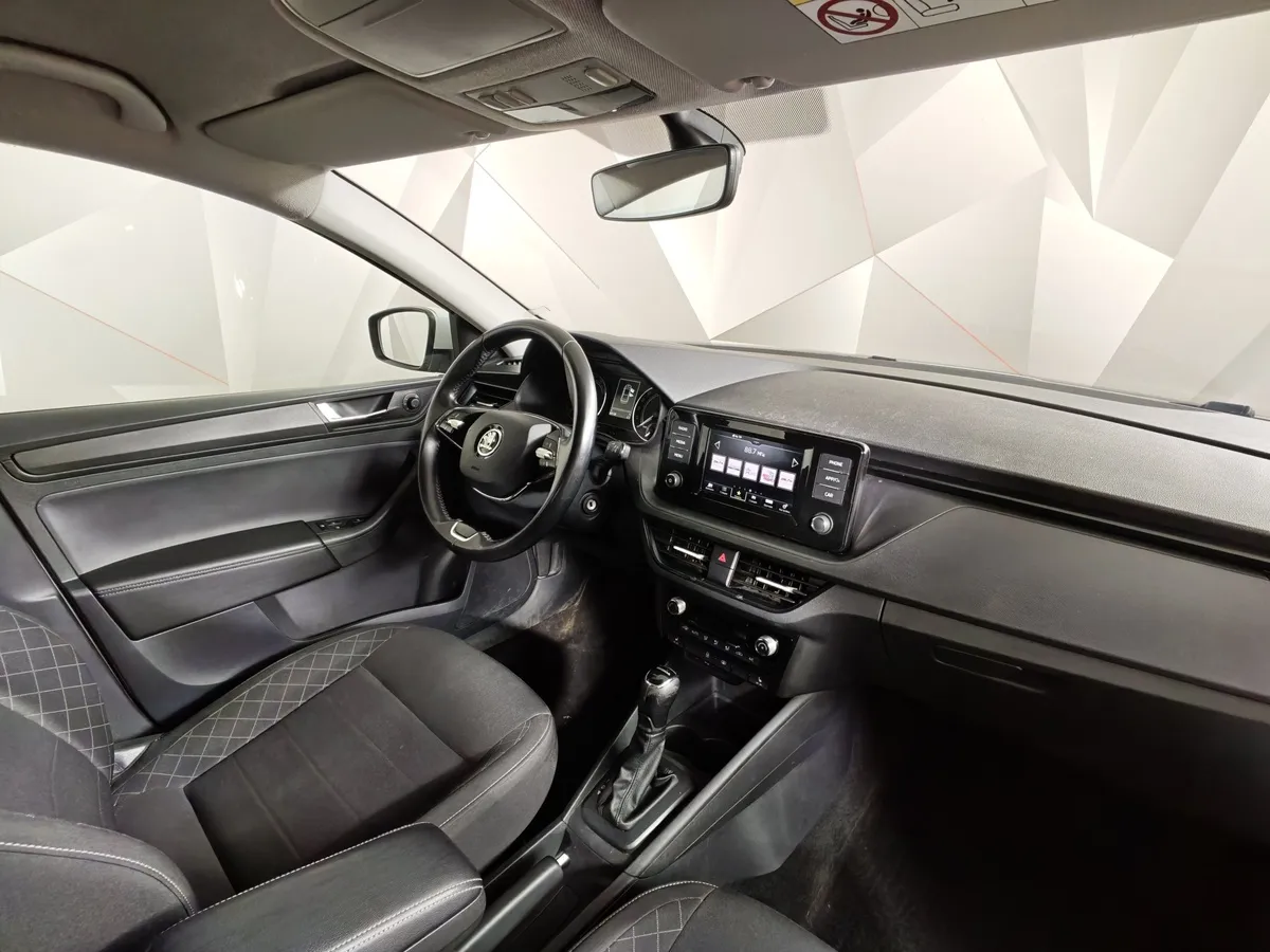 Skoda Rapid 1.6 AT (110 л.с.) Белый в АВИЛОН. Слайд №13