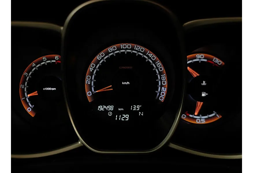 ВАЗ (Lada) Vesta 1.8 AMT (122 л.с.) Оранжевый в АВИЛОН. Слайд №17