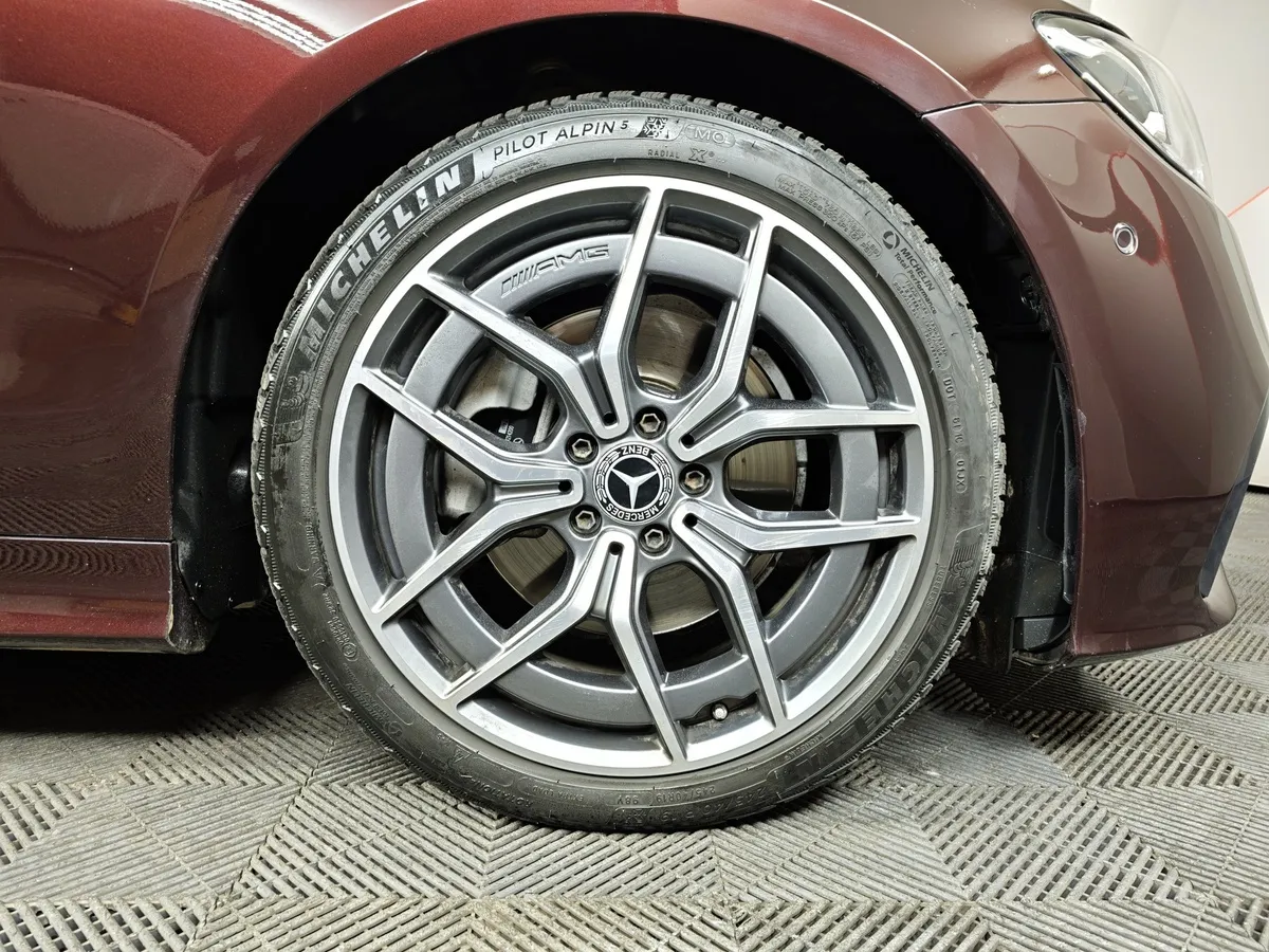 Mercedes-Benz E-Класс E 200 4MATIC G-TRONIC (184 л.с.) Sport Красный в АВИЛОН. Слайд №9