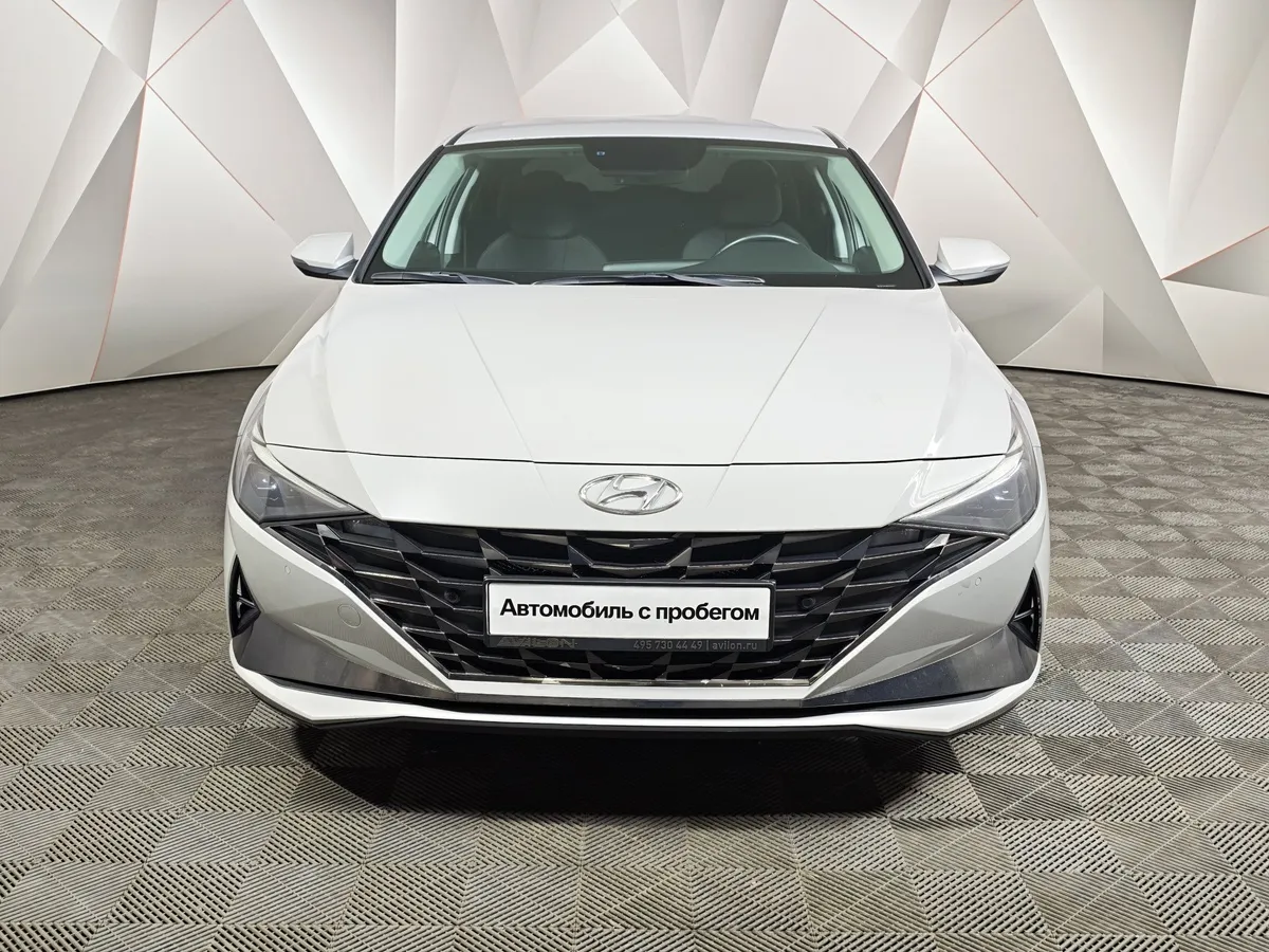 Hyundai Elantra 1.6 AT FWD (128 л.с.) Style Серый в АВИЛОН. Слайд №7